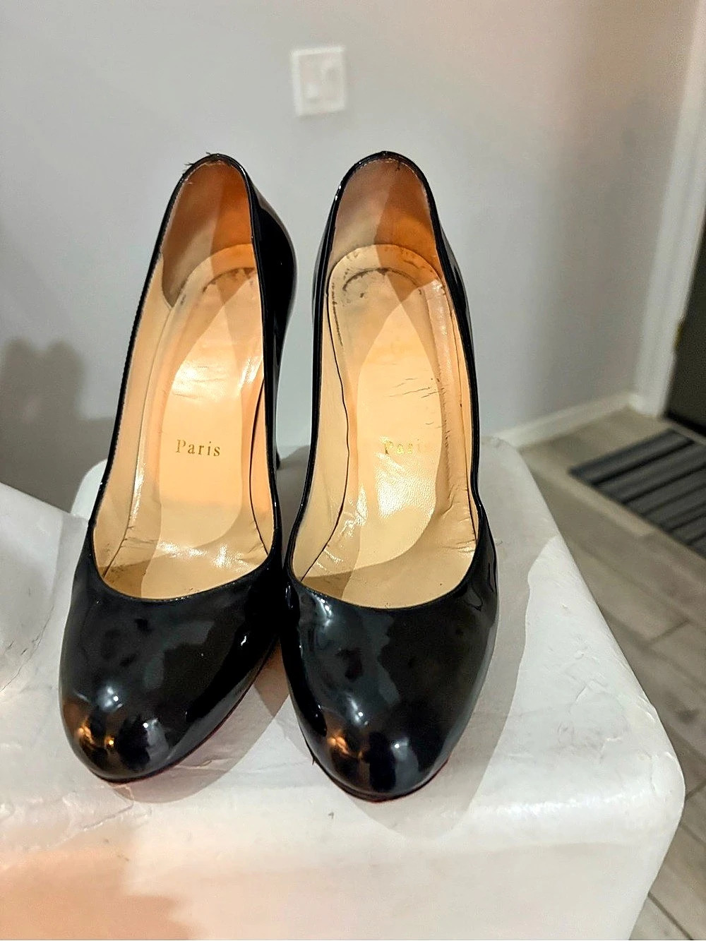 Christian Louboutin Simple Pump 100 Black Patent Pumps